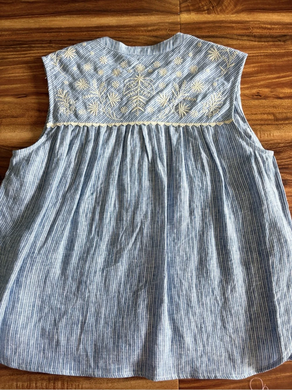 NEW Louise Misha Women’s Sleeveless Duna Blouse Blue Linen Stripes 36 Small S - Picture 11 of 16